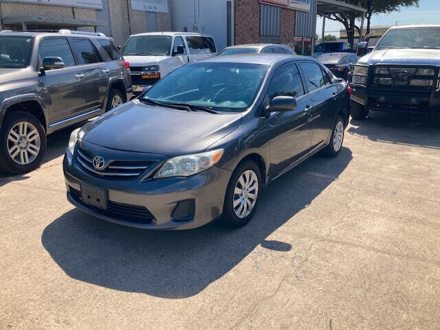 2013 TOYOTA Corolla