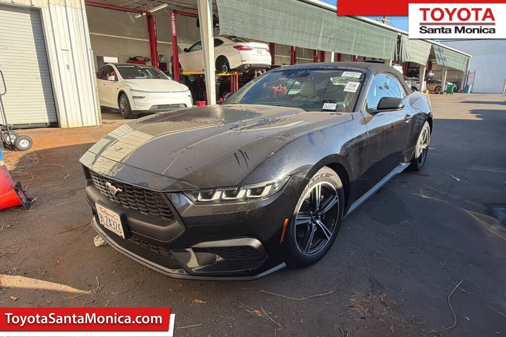 2024 FORD Mustang