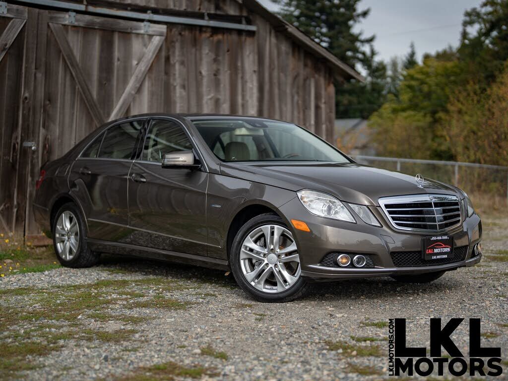 2011 MERCEDES-BENZ E-Class