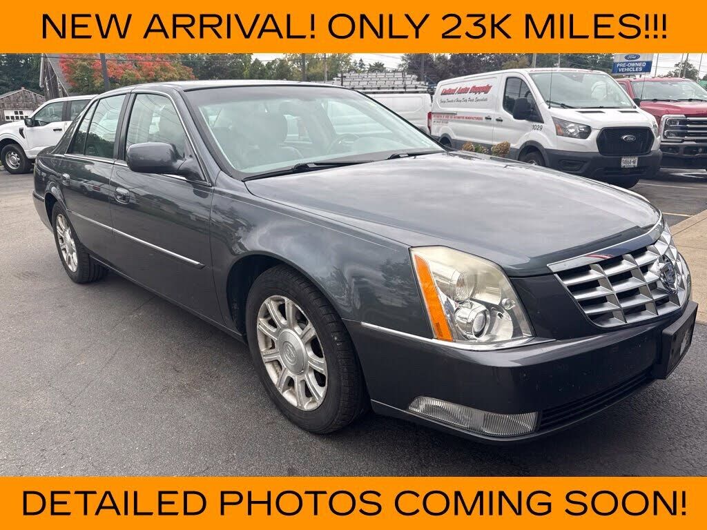 2011 CADILLAC DTS