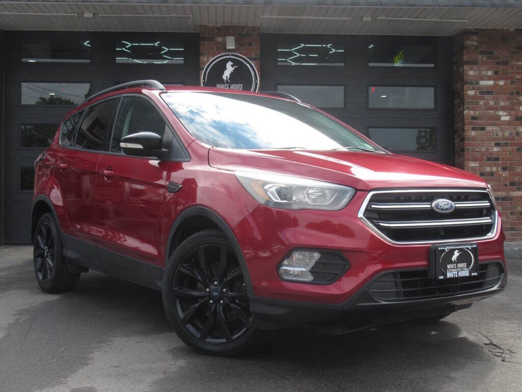 2017 FORD Escape