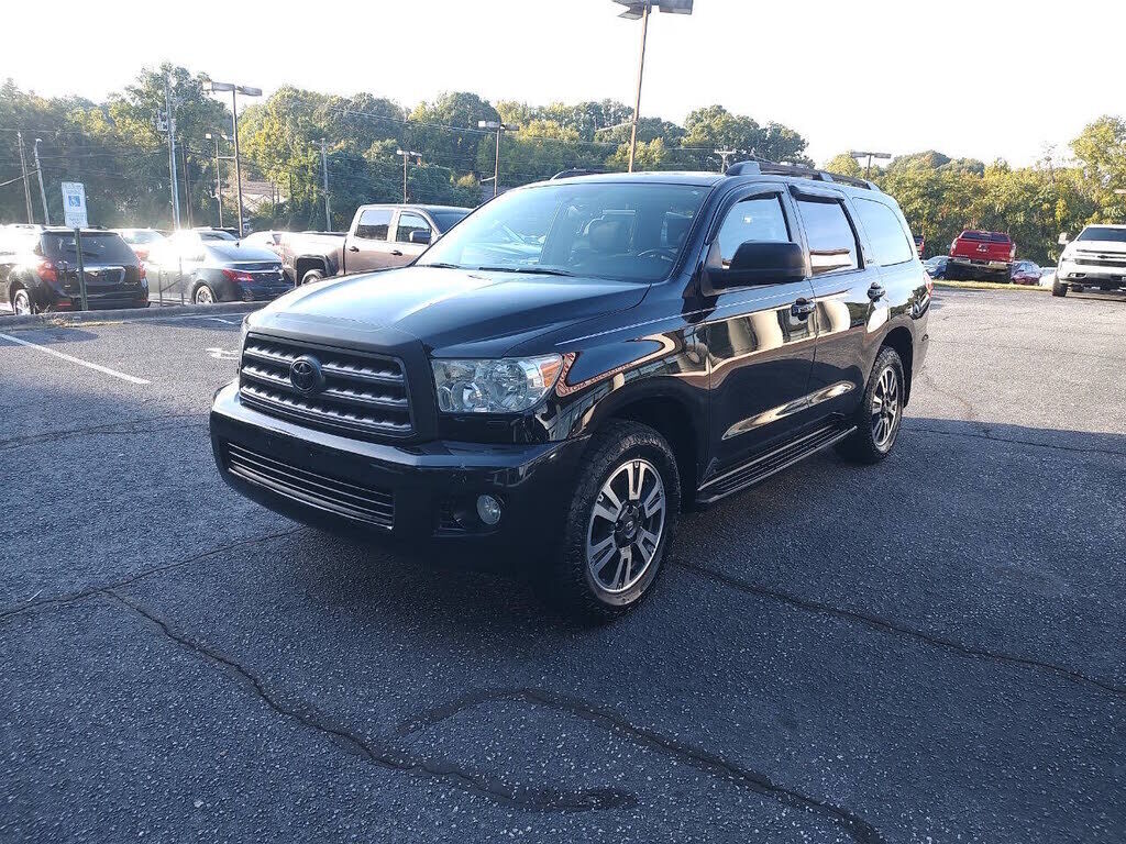 2013 TOYOTA Sequoia