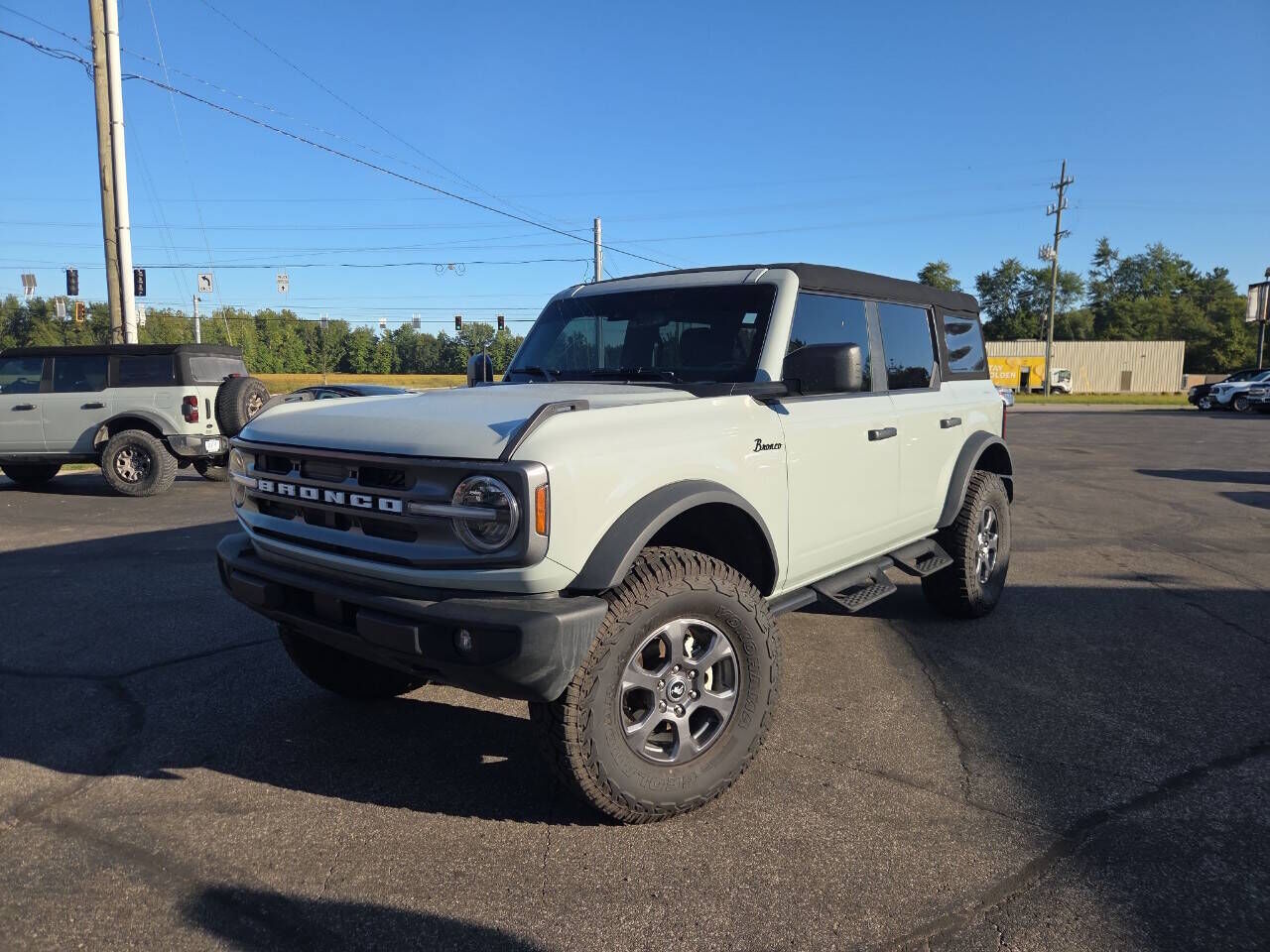 2024 FORD Bronco