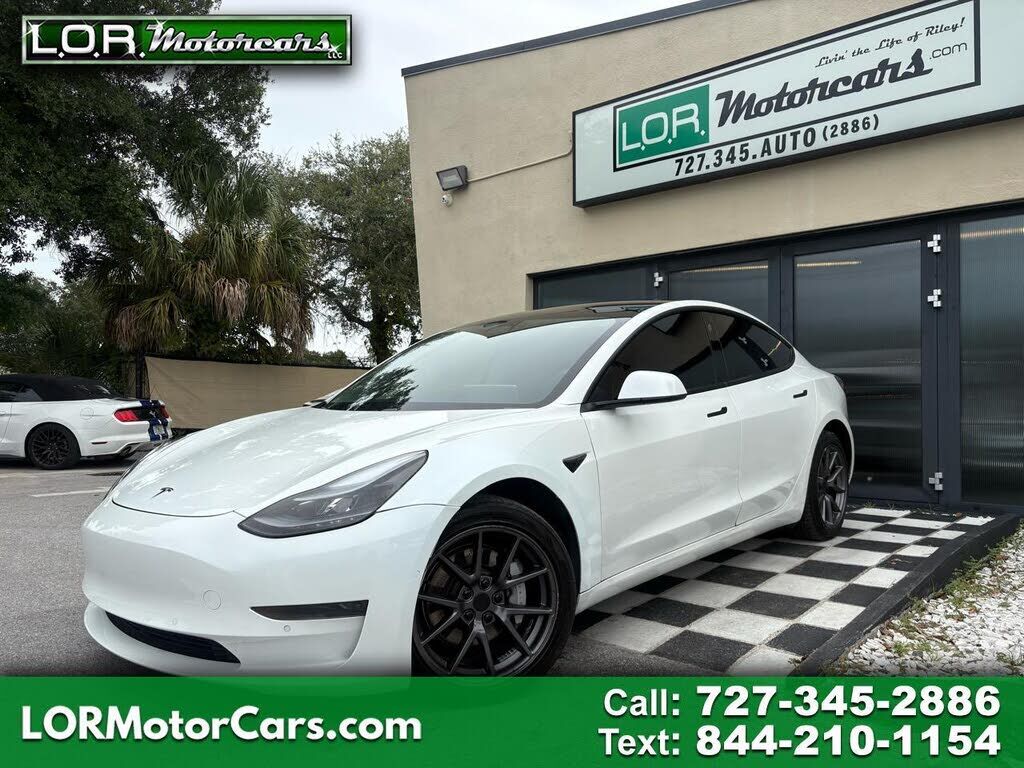 2021 TESLA Model 3