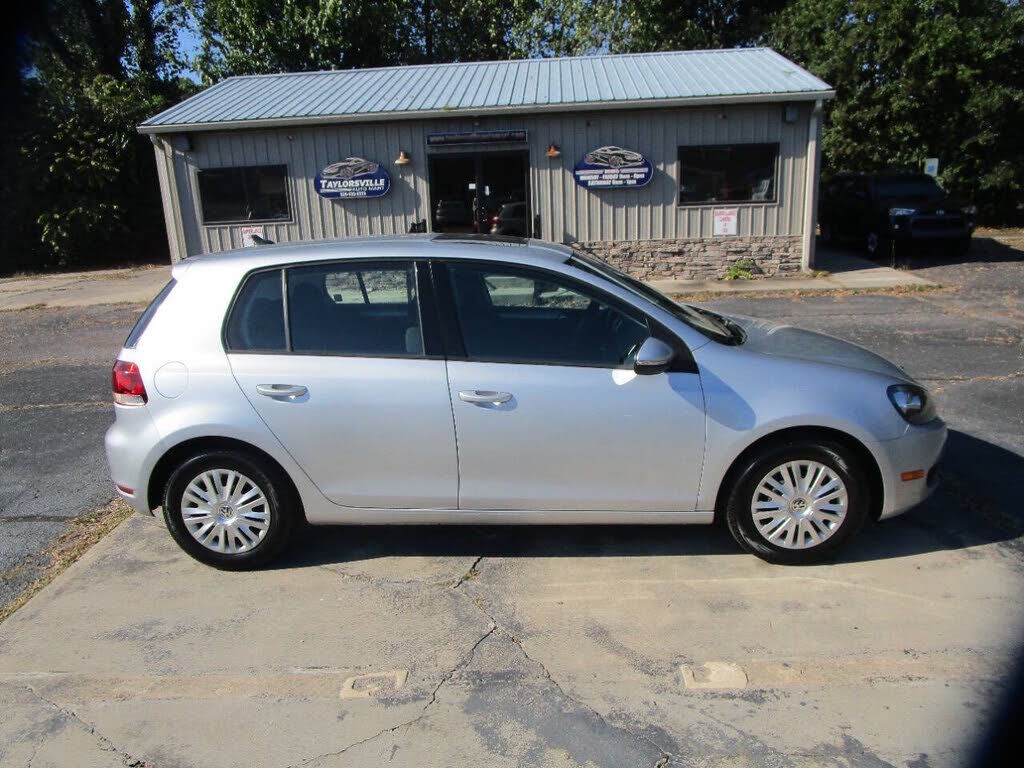 2013 VOLKSWAGEN Golf
