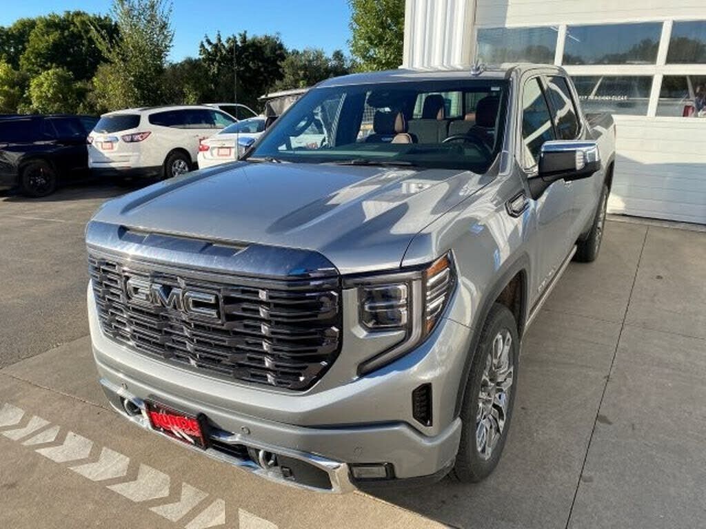 2024 GMC Sierra