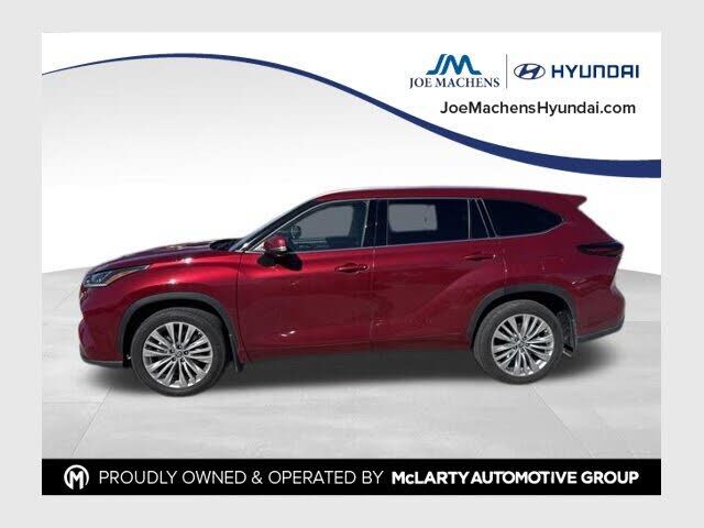 2024 TOYOTA Highlander