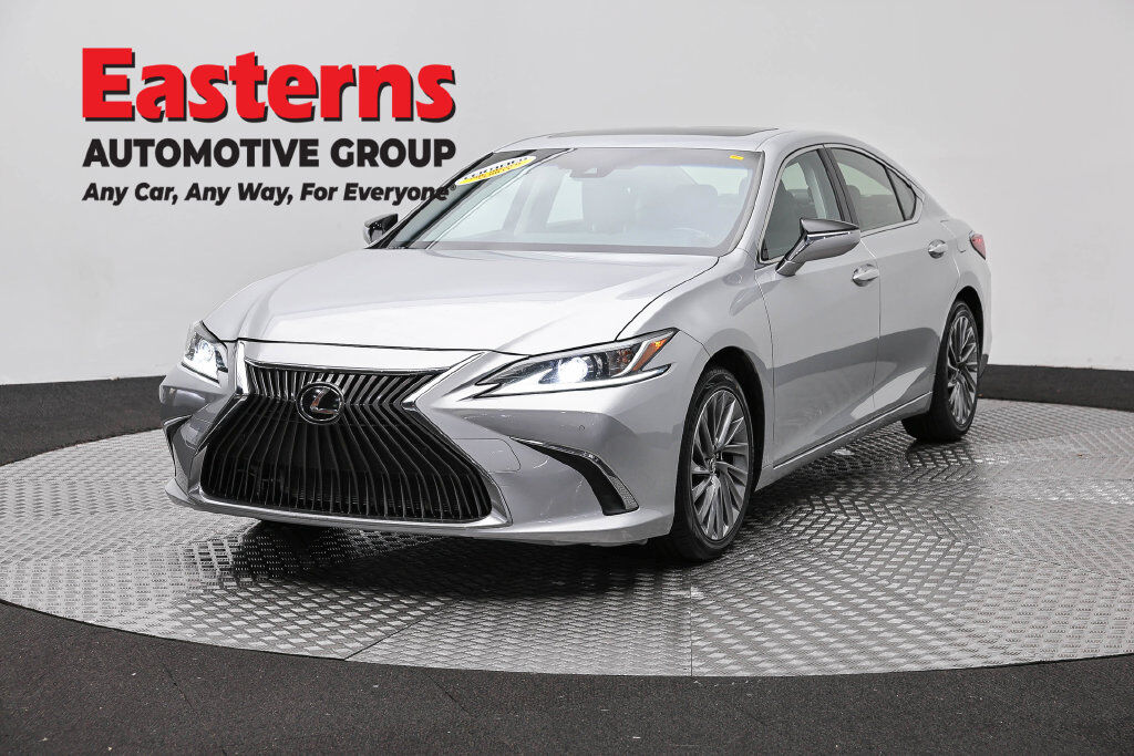 2019 LEXUS ES