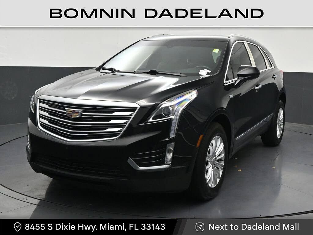 2017 CADILLAC XT5