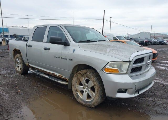 2012 DODGE Ram