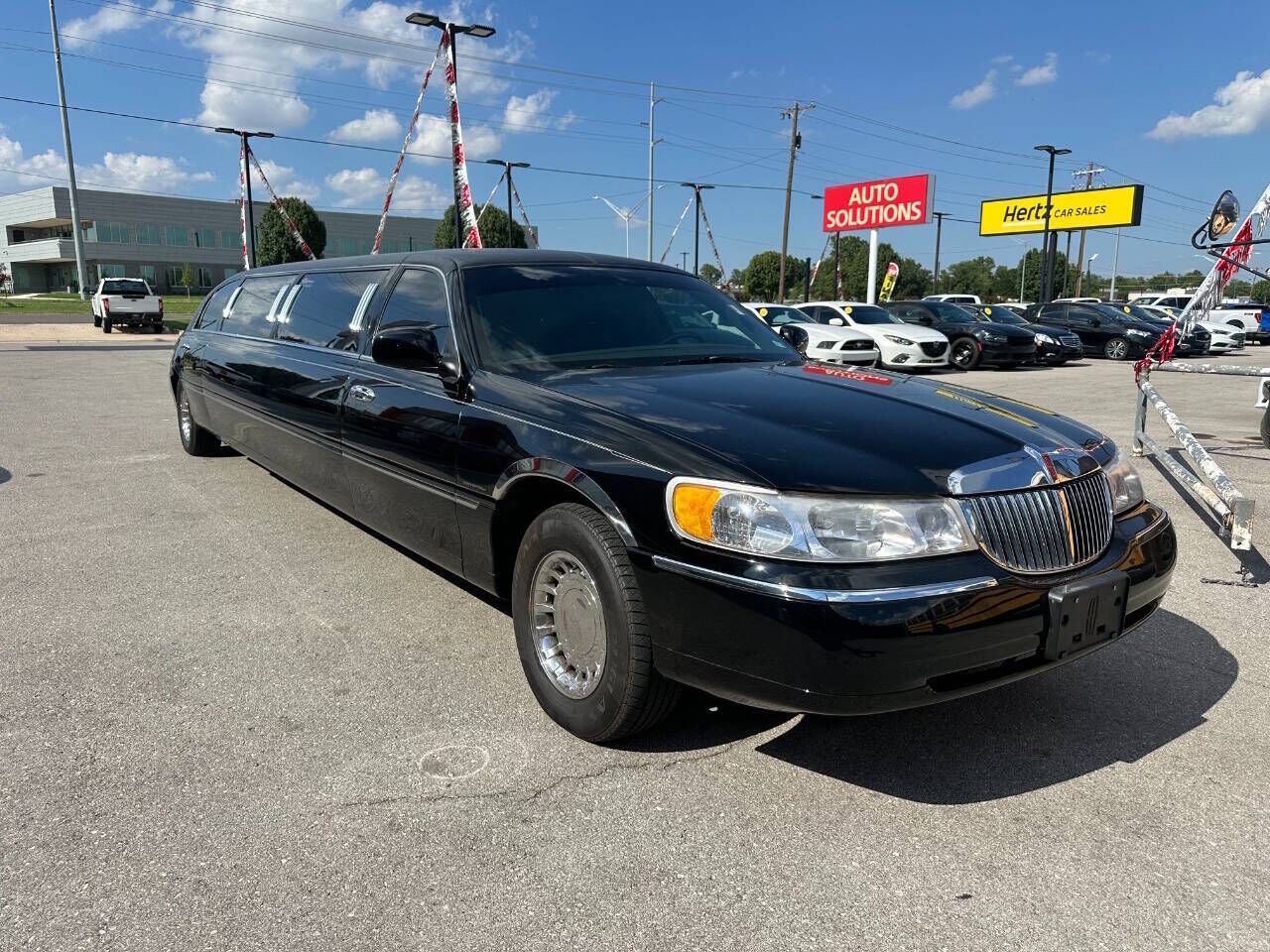 2001 LINCOLN Town Car