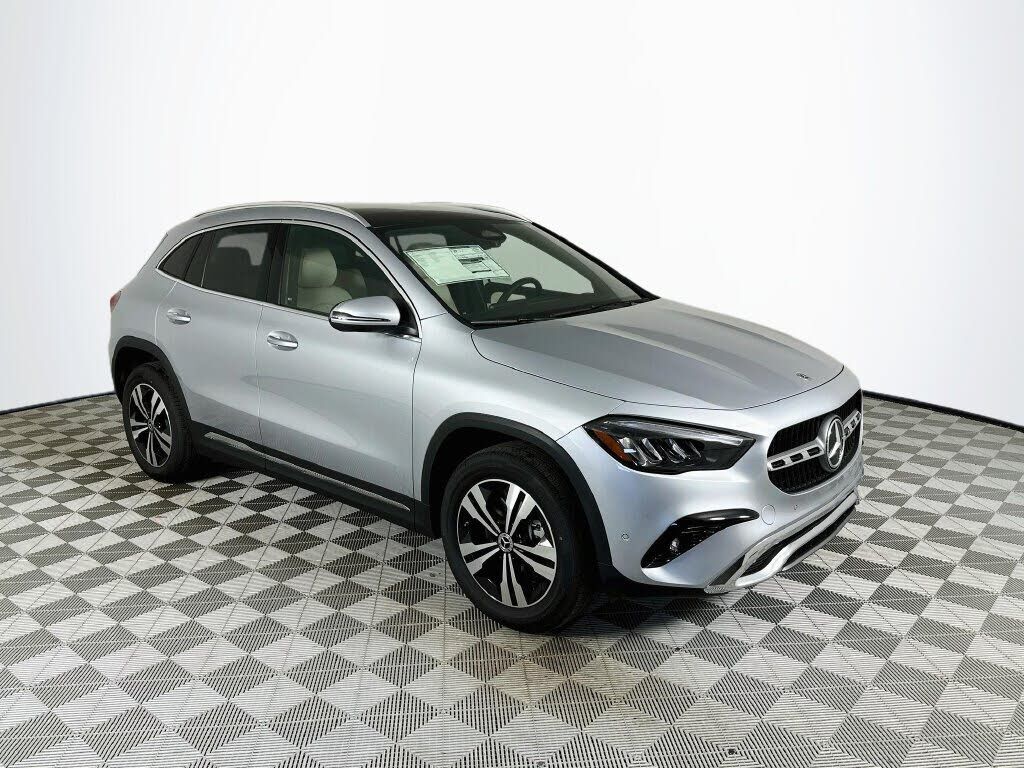 2026 MERCEDES-BENZ GLA-Class
