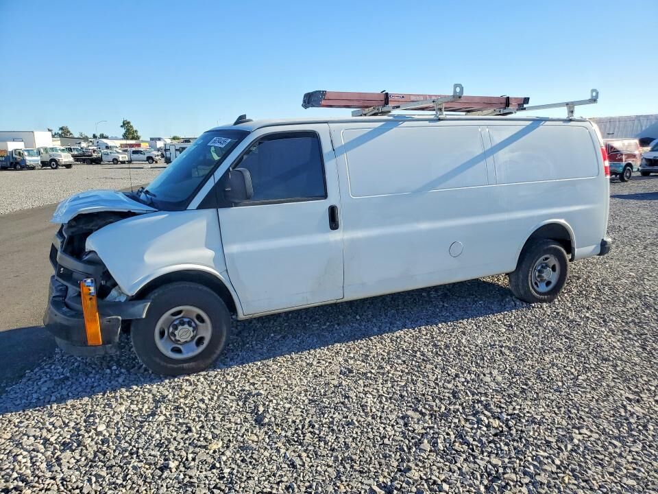 2023 CHEVROLET Express