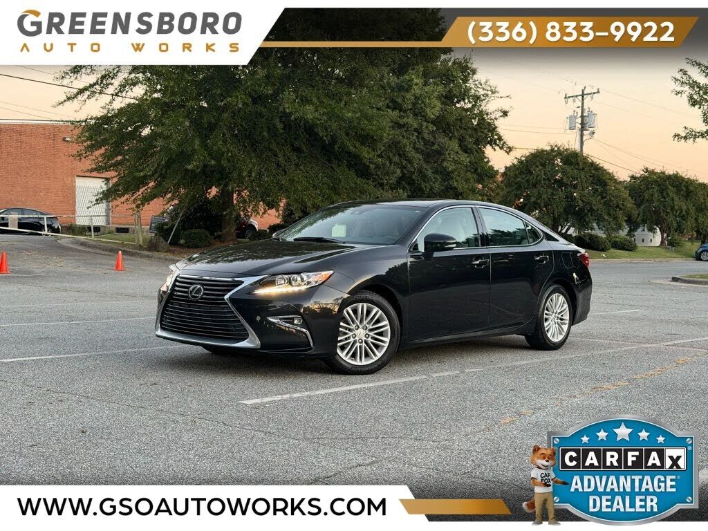 2017 LEXUS ES