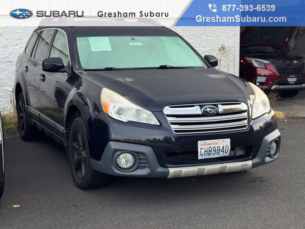 2013 SUBARU Outback