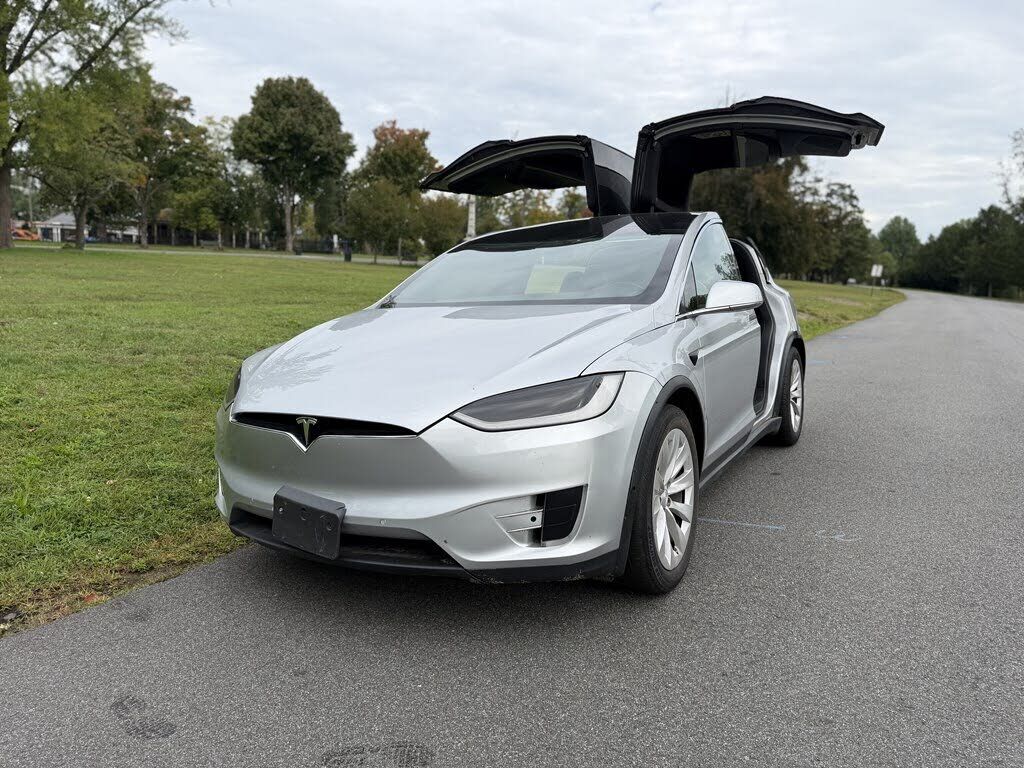 2018 TESLA Model X