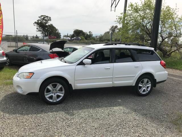 2006 SUBARU Outback