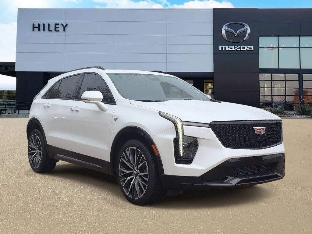 2025 CADILLAC XT4