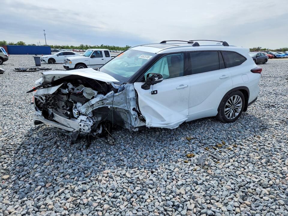 2025 TOYOTA Highlander