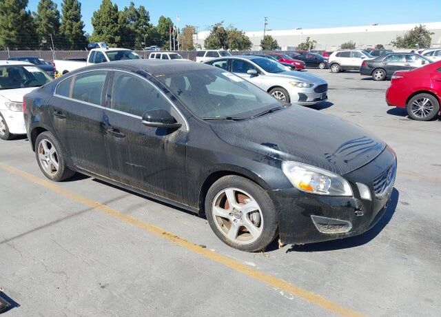 2013 VOLVO S60