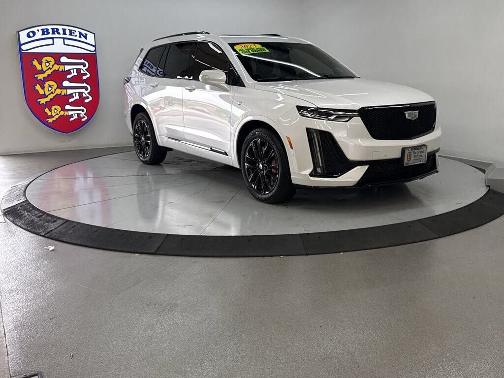 2023 CADILLAC XT6