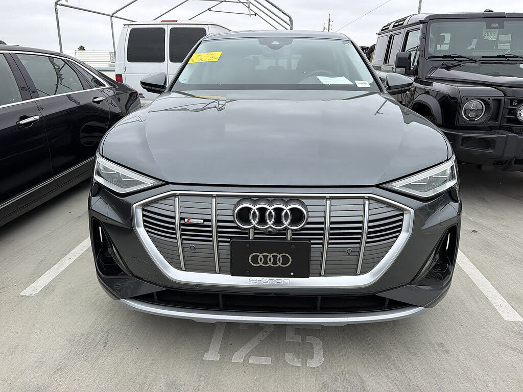 2021 AUDI e-tron Sportback