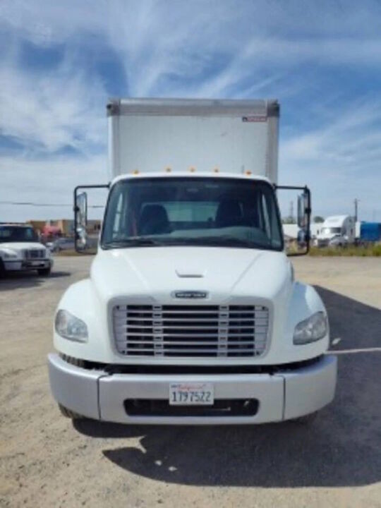 2021 FREIGHTLINER M2