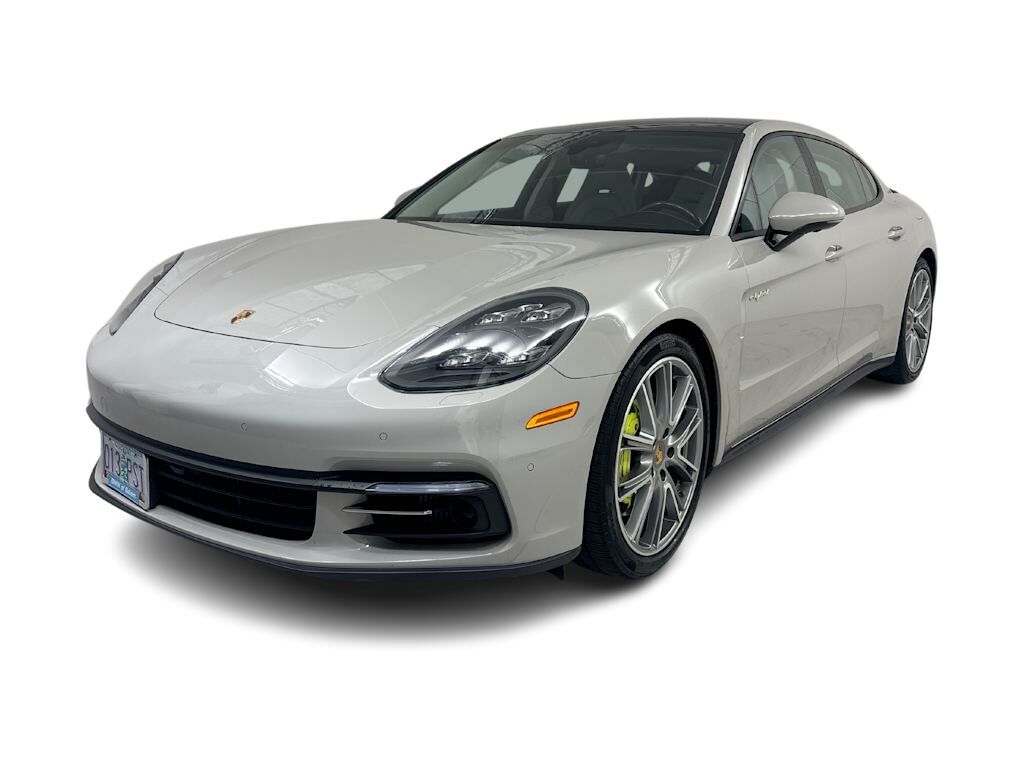 2018 PORSCHE Panamera