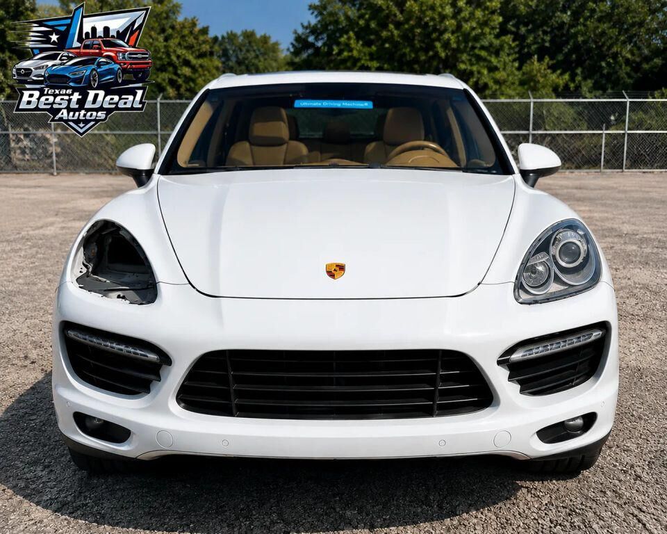 2013 PORSCHE Cayenne