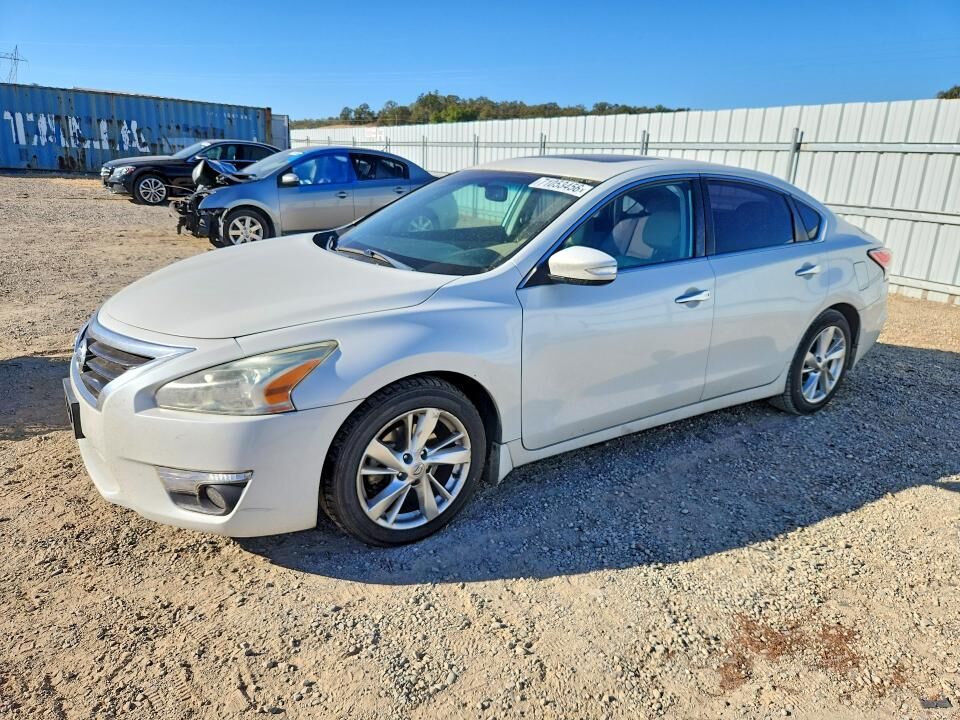 2015 NISSAN Altima