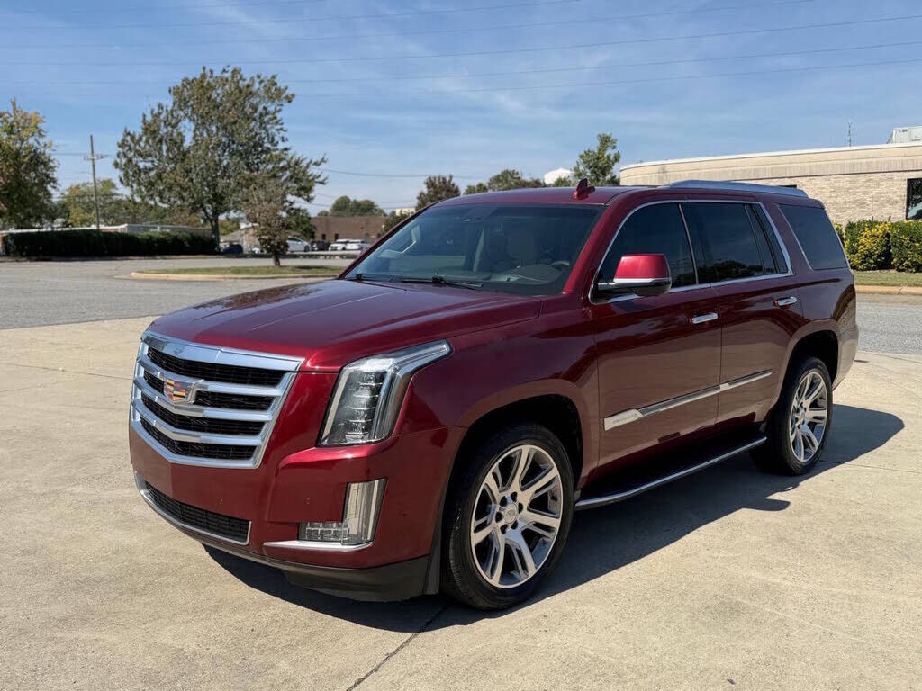 2017 CADILLAC Escalade
