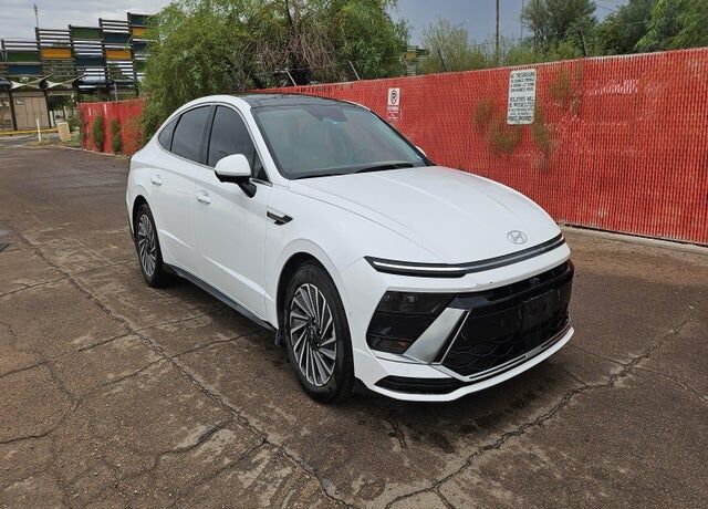 2025 HYUNDAI Sonata