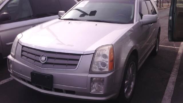 2004 CADILLAC SRX