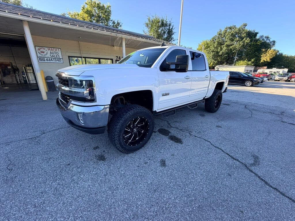 2018 CHEVROLET Silverado