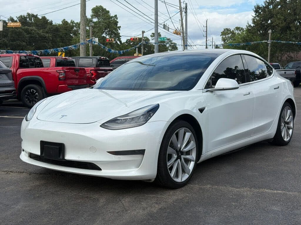 2020 TESLA Model 3
