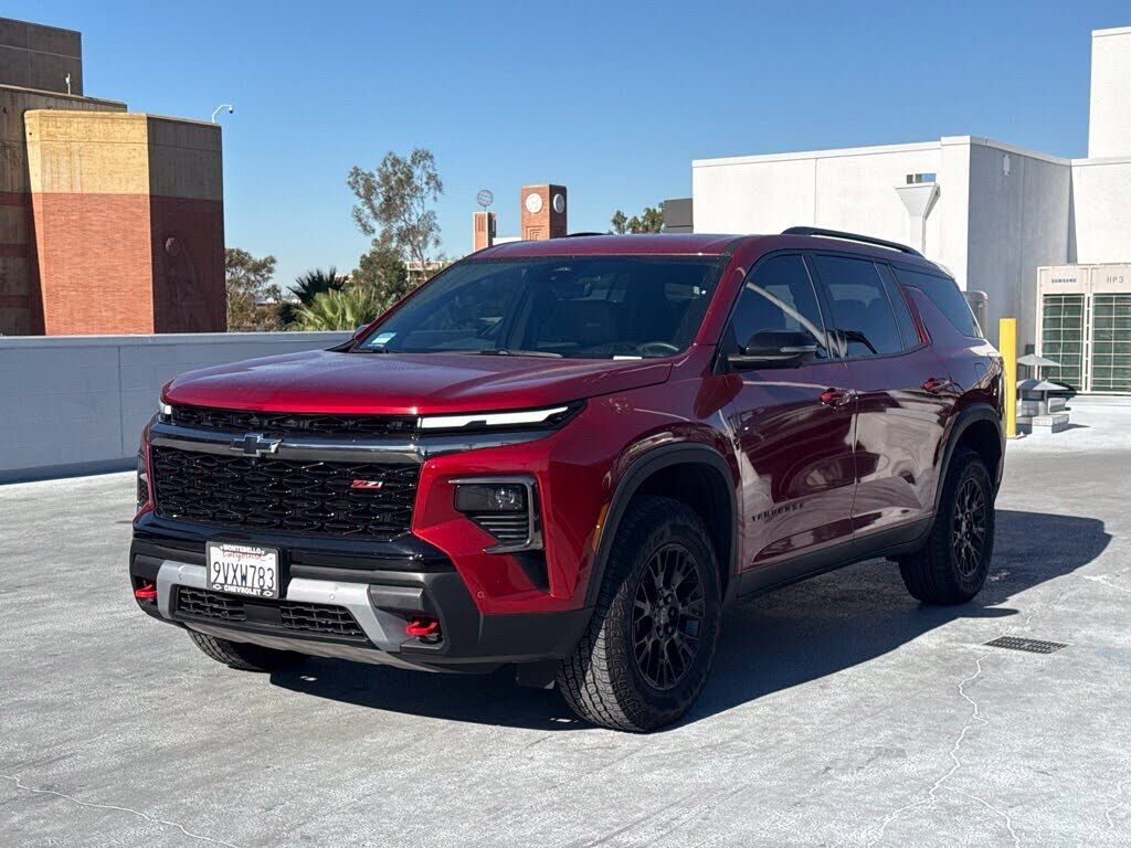 2025 CHEVROLET Traverse