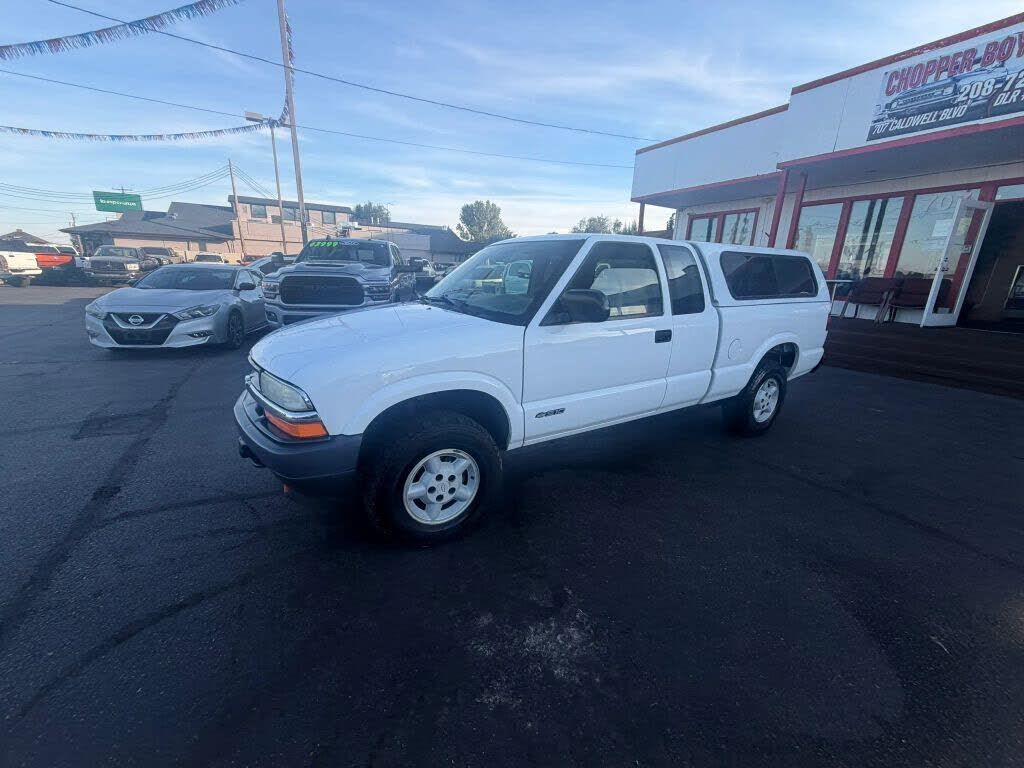 2000 CHEVROLET S-10 Pickup