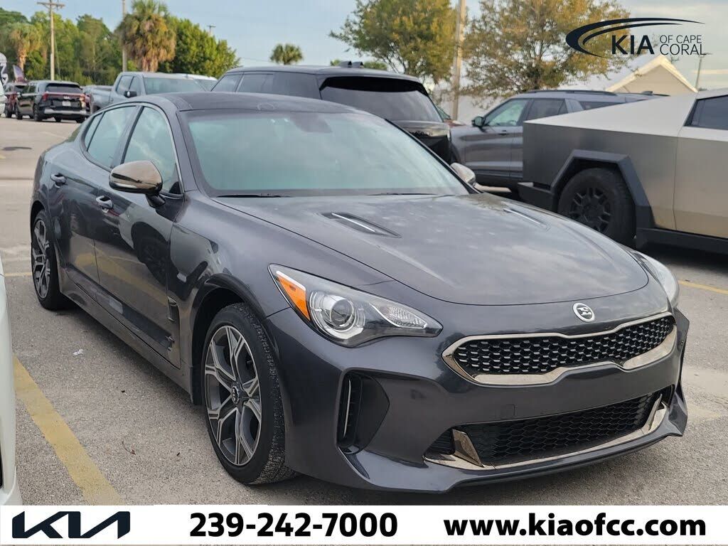 2021 KIA Stinger