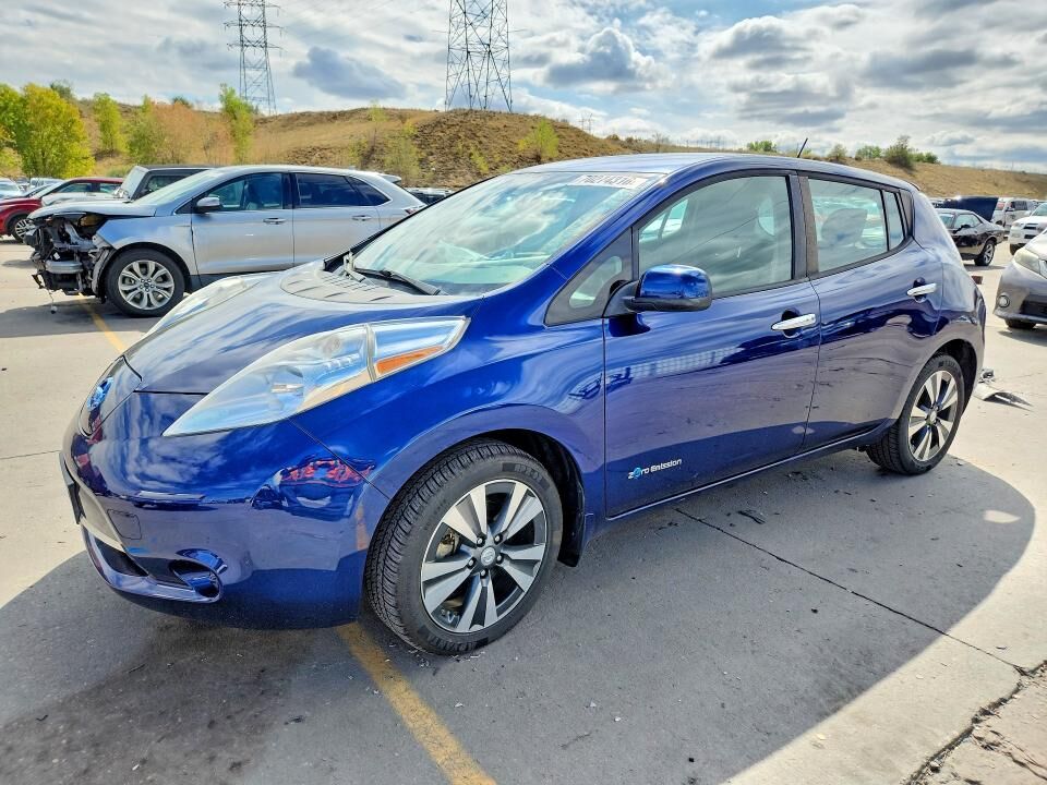 2016 NISSAN Leaf