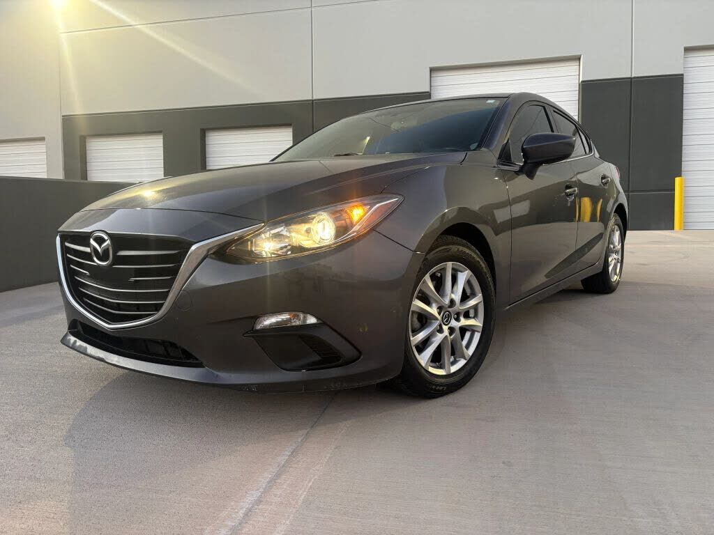 2016 MAZDA Mazda3