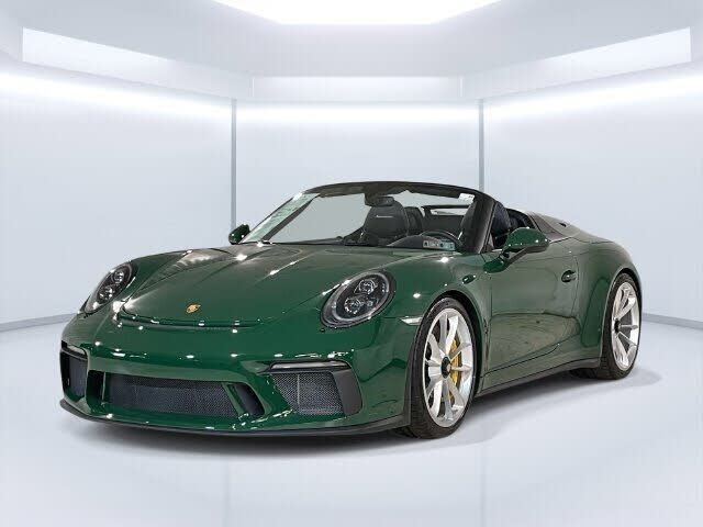 2019 PORSCHE 911