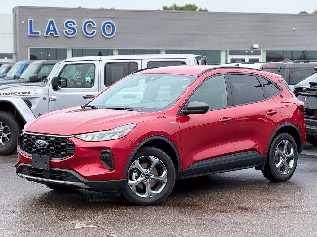 2025 FORD Escape
