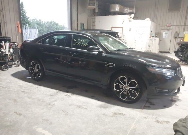 2013 FORD Taurus