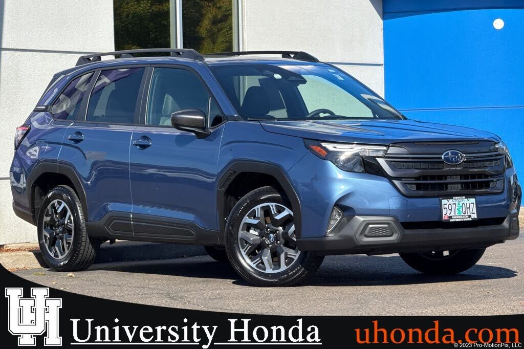 2025 SUBARU Forester