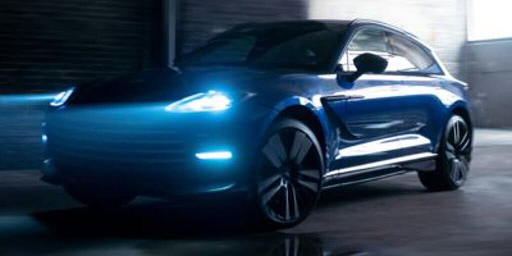 2023 ASTON MARTIN DBX