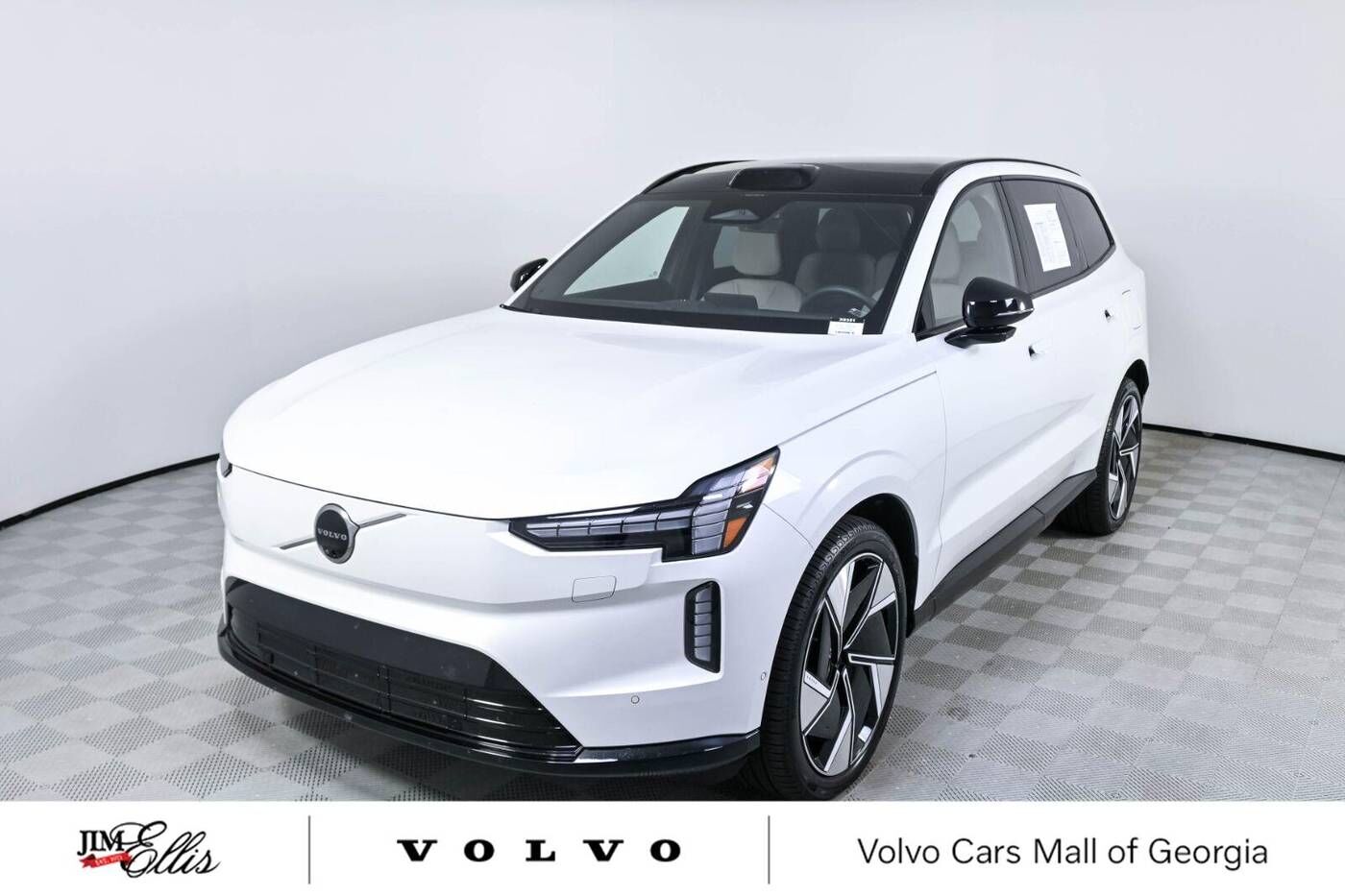 2025 VOLVO EX90