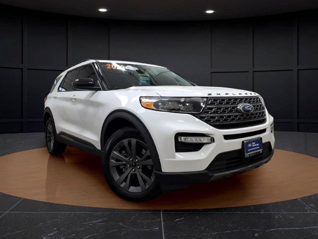 2023 FORD Explorer