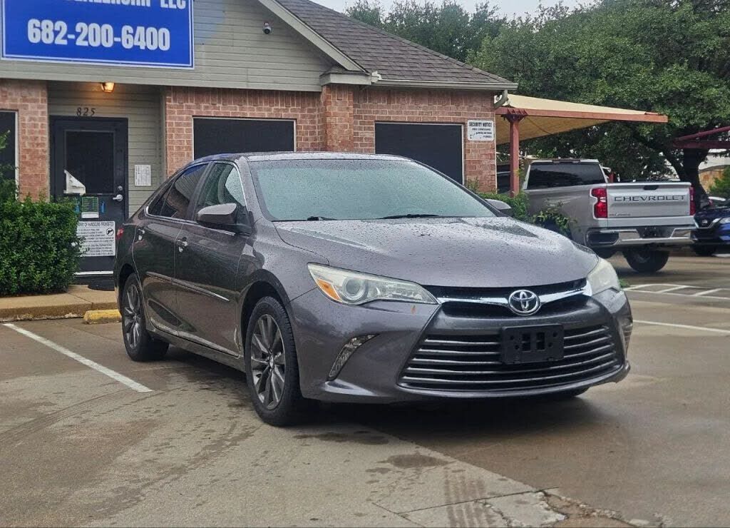2015 TOYOTA Camry