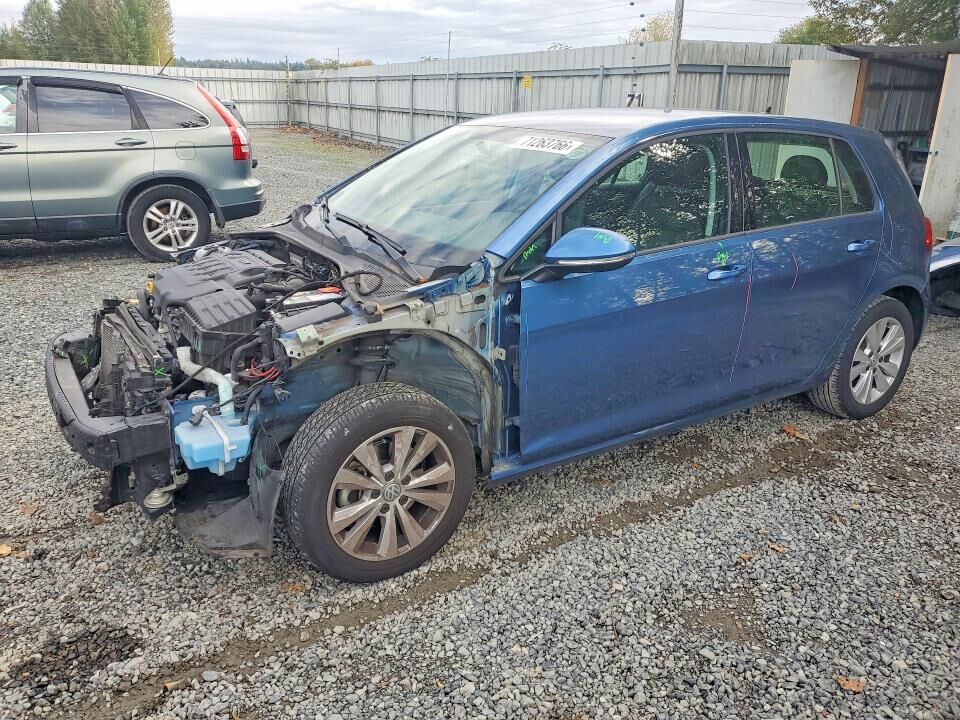 2015 VOLKSWAGEN Golf
