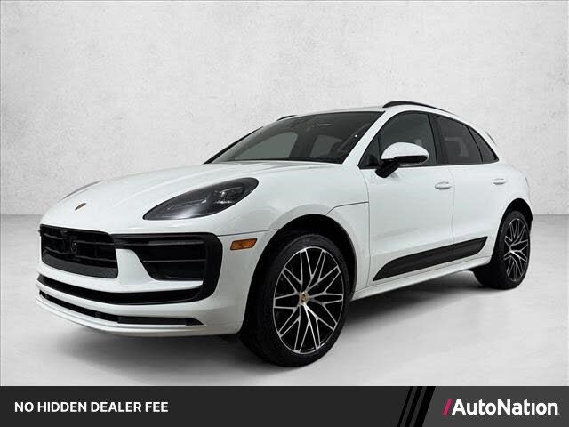 2023 PORSCHE Macan